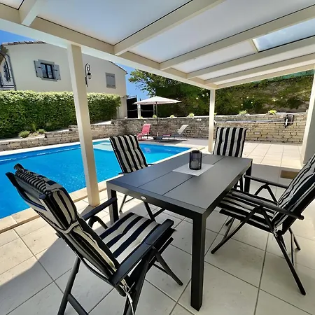 Tango - Les Petites Ecuries Marseillette